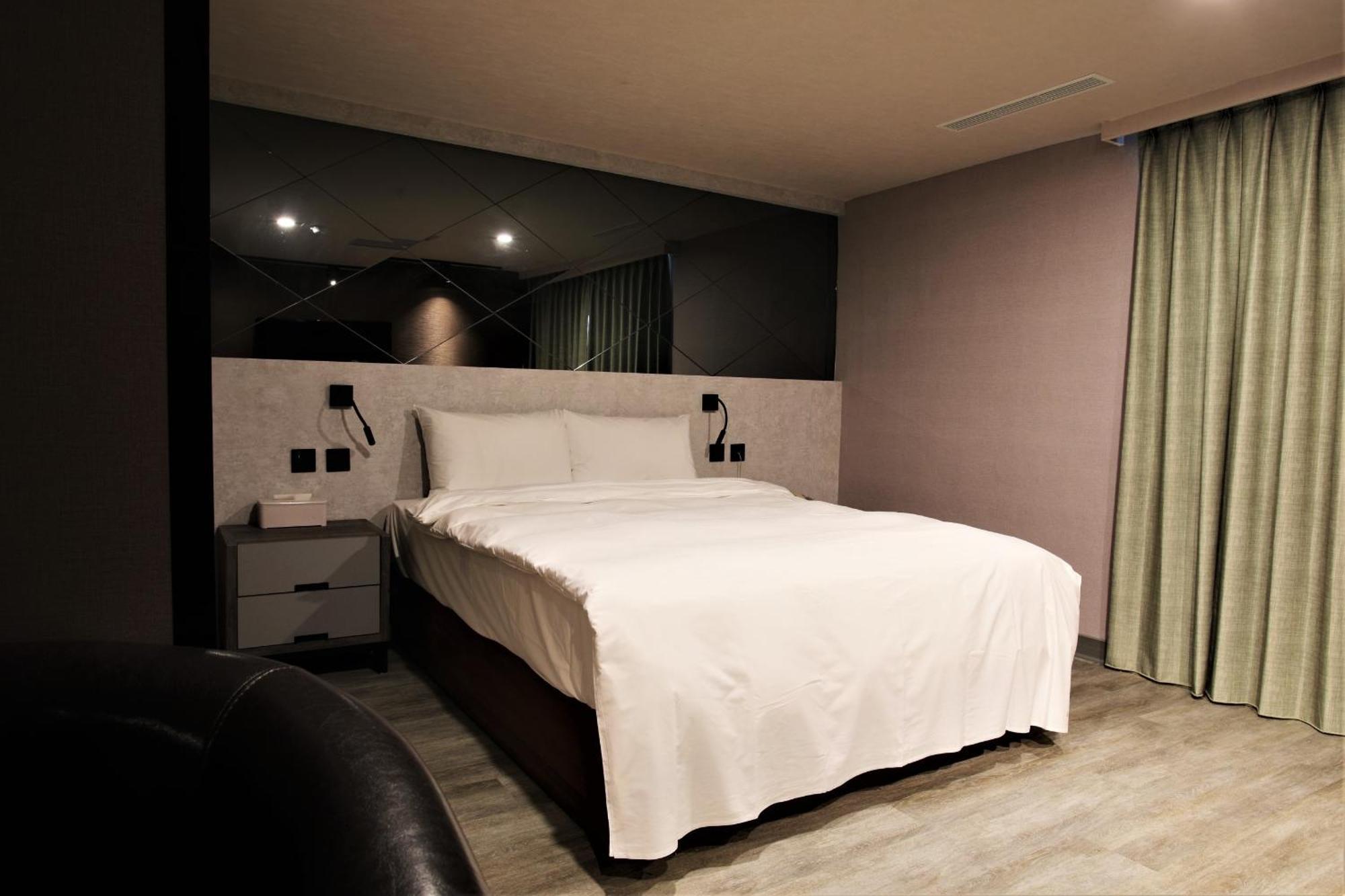 Golden Home Hotel Taipeh Exterior foto